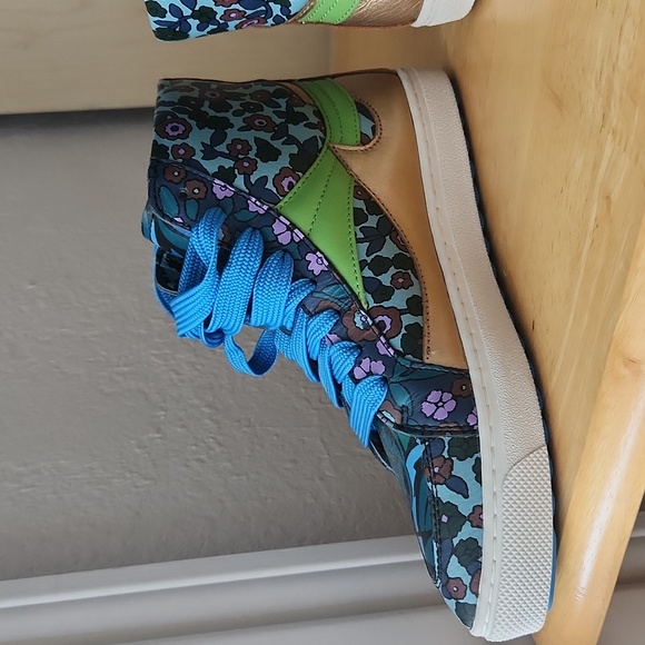 NWOB Coach Pointed Toe Floral Leather Hightop, size 7 - Picture 8 of 9